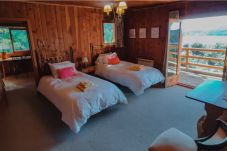 Casa en San Carlos de Bariloche - Hermosa casa en Llao Llao Bariloche para 12 personas