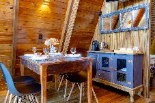 Chalet en Joinville - Chalé confortável com pisc,WiFi, garagem e jacuzzi