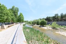 Estudio en Madrid - Estudio con balcón – Todo lo que necesitas para una estancia perfecta en Madrid. Temporal