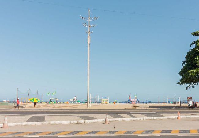 Apartamento en Rio de Janeiro - Loft c/ Ar e Wi-Fi a 100m da Praia de Copacabana