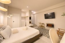 Apartamento en Madrid - Loft creativo con barra y estilo único | cerca M30