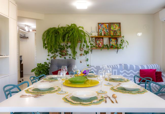 Apartamento en Penha - Apto pet friendly c/ garagem a 500m da praia