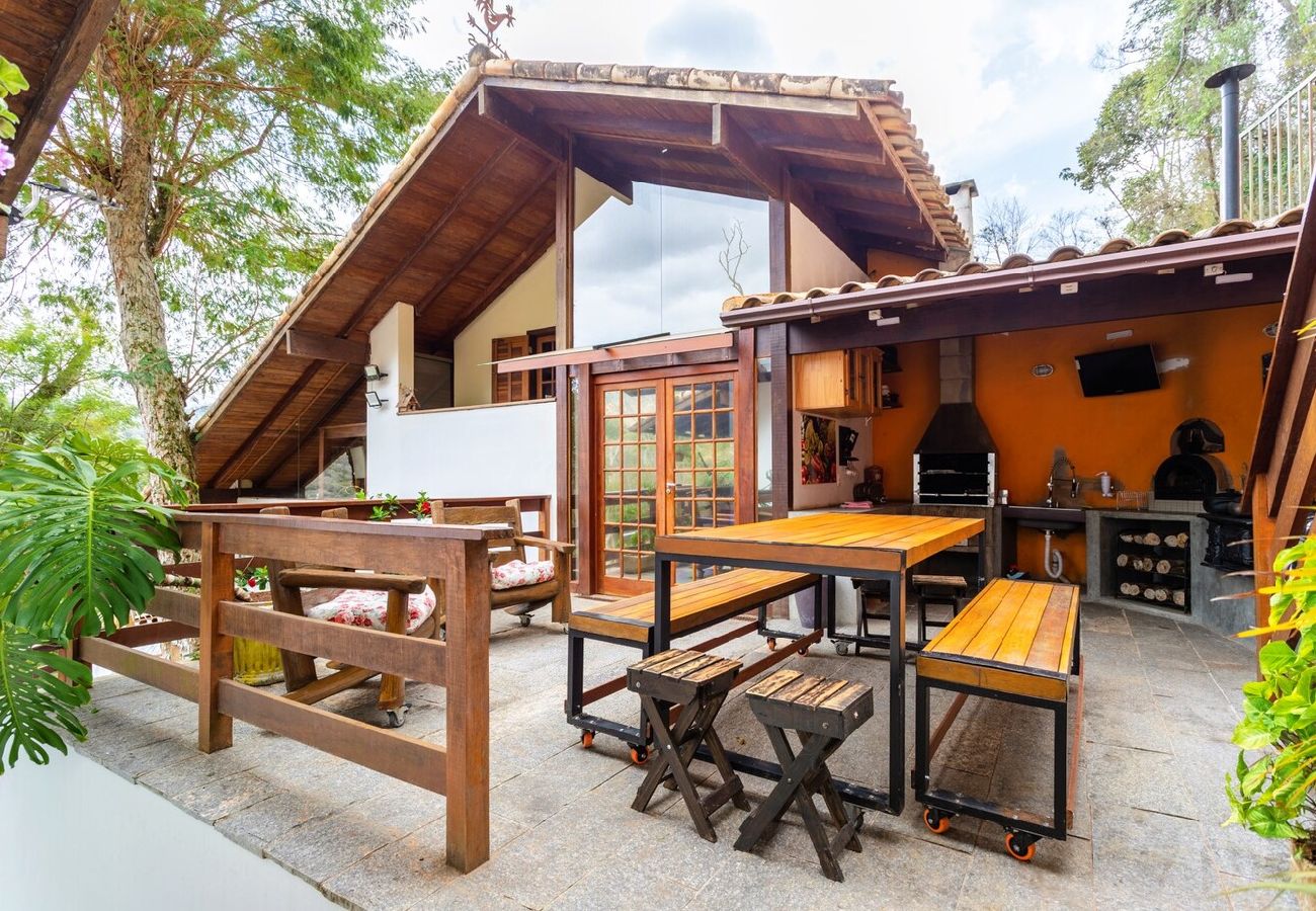 Casa en Petrópolis - CASA VALLE  Fogão a Lenha Vale das Videiras ARARAS