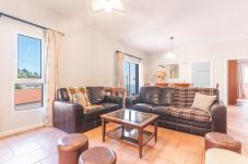 Casa en Câmara de Lobos - Casa dos Namora by Atlantic Holiday