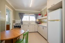 Apartamento en Gramado - Desfrute o centro sem carro! 4 quartos a 60m da Rua Coberta! 