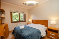 Apartamento en Gramado - NOVO! Apto 2d (1 suíte) a 600m da R Coberta!