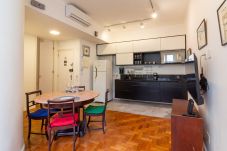 Apartamento en Rio de Janeiro - Refugio en Copacabana, a Minutos del Mar | JC602